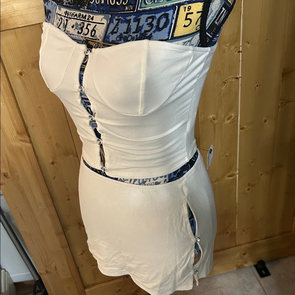 White Vacation Outfit 🌴